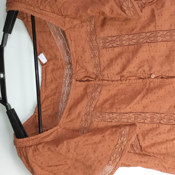 Old Navy Lacey Button Up Blouse Women ‘s Medium Orange Stitch - Picture 3 of 11